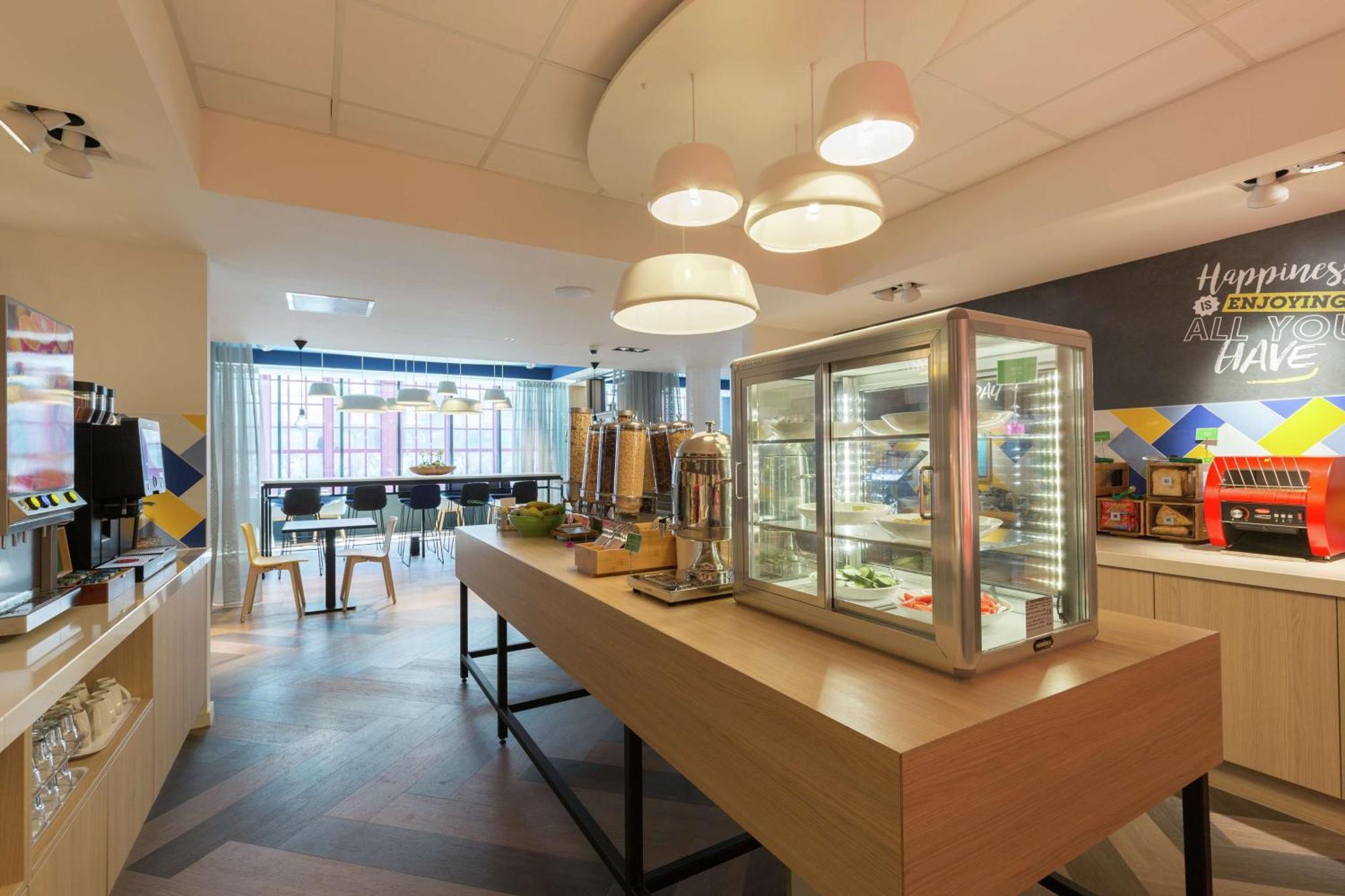 Hampton By Hilton Antwerp Central Station מראה חיצוני תמונה